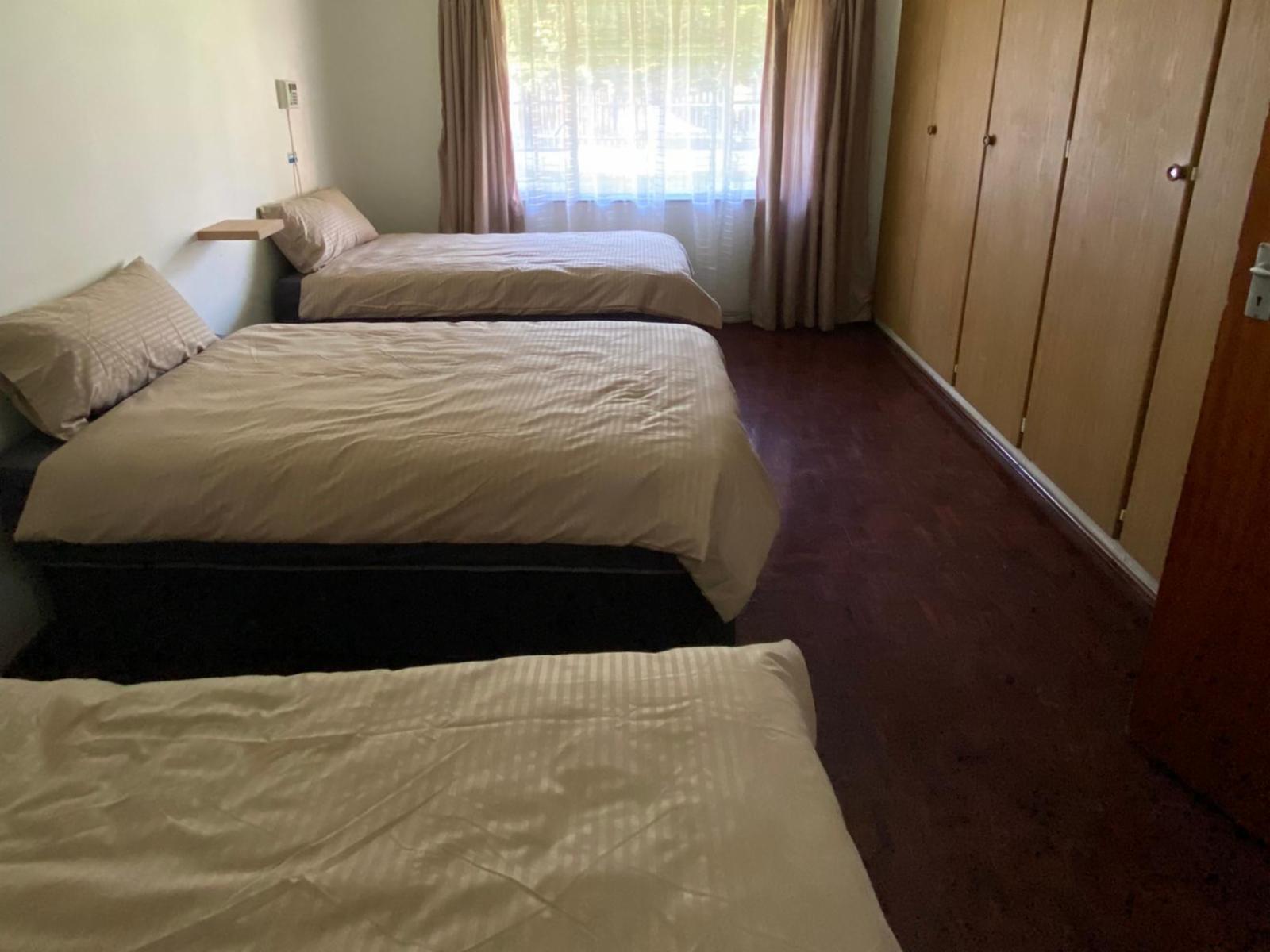 Room 1 — Photo of the whole room