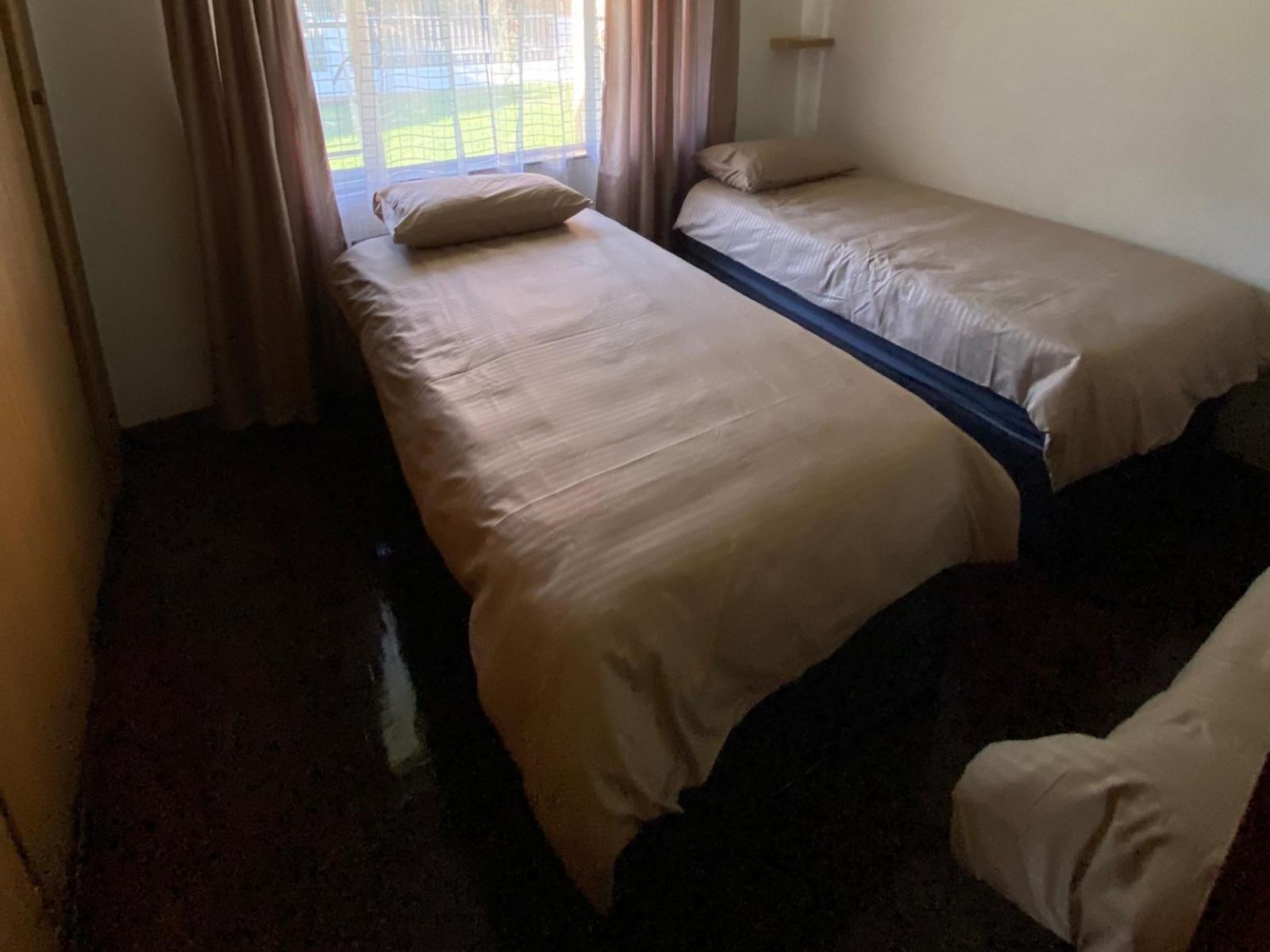 Room 1 — Photo of the whole room