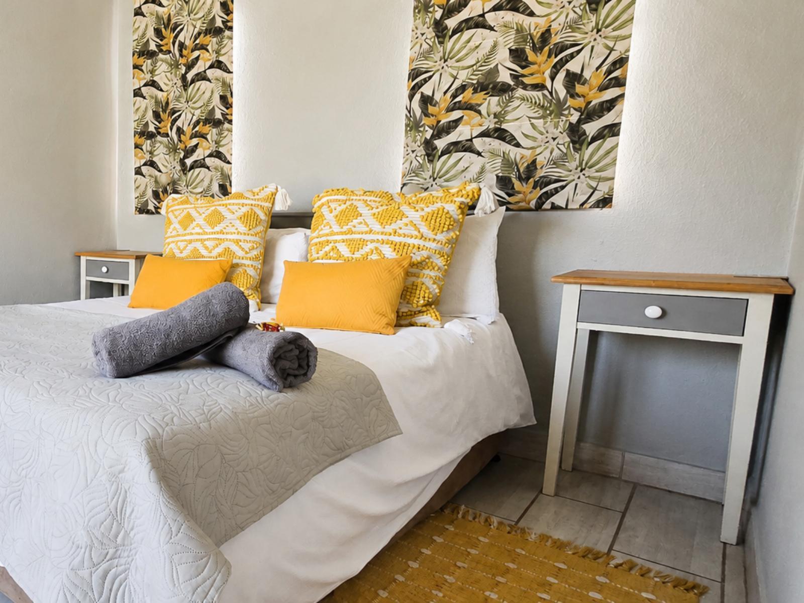 Room 1 — Photo of the whole room