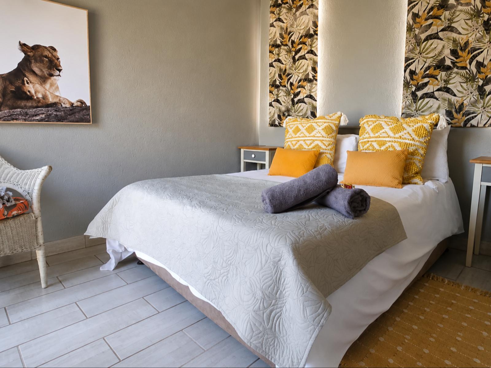 Room 1 — Photo of the whole room