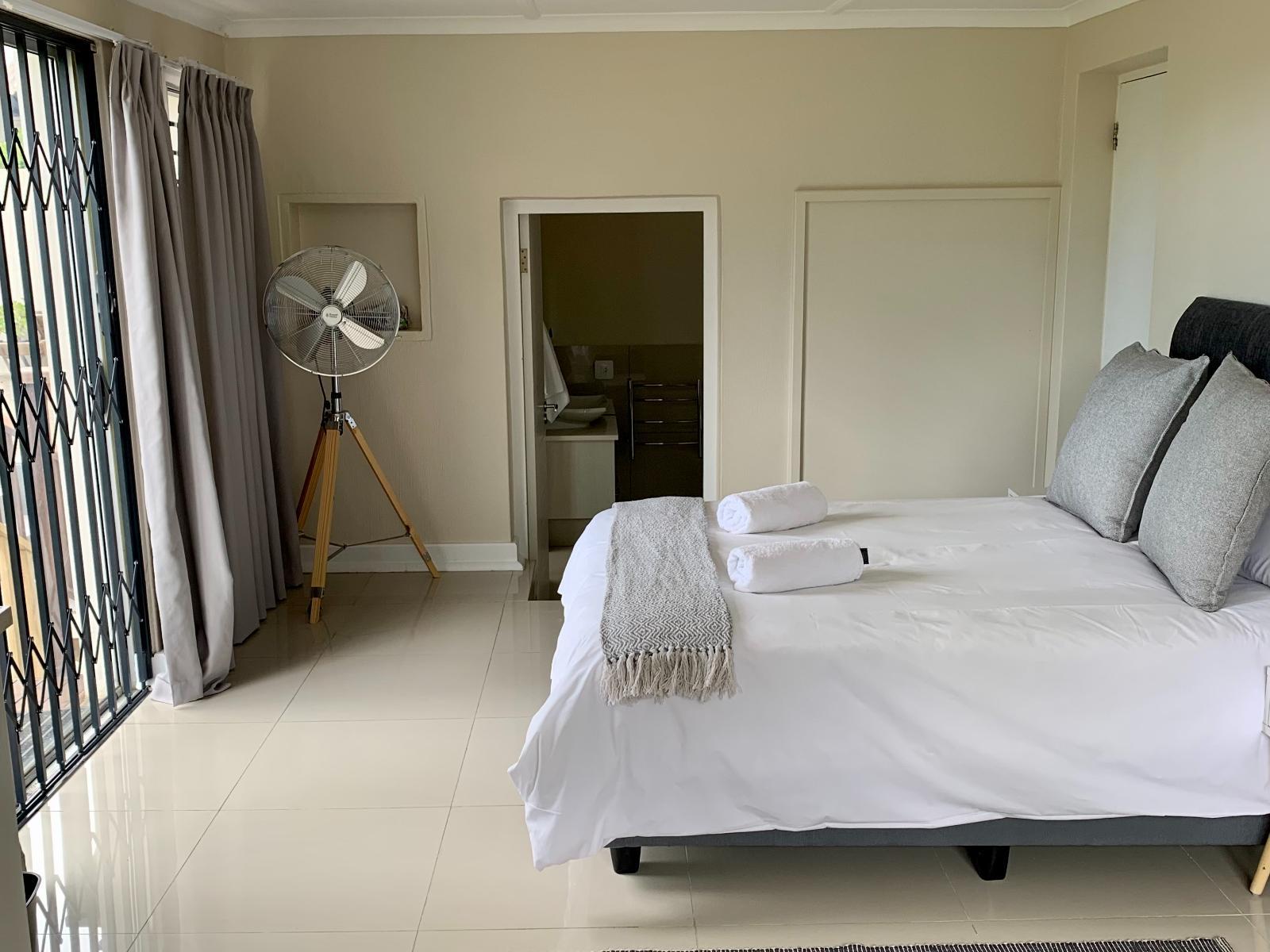 Room 1 — Photo of the whole room