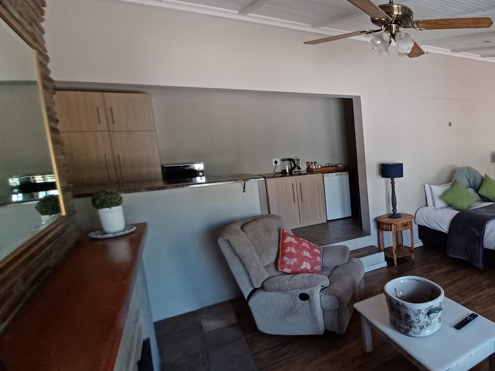 Room 1 — Photo of the whole room