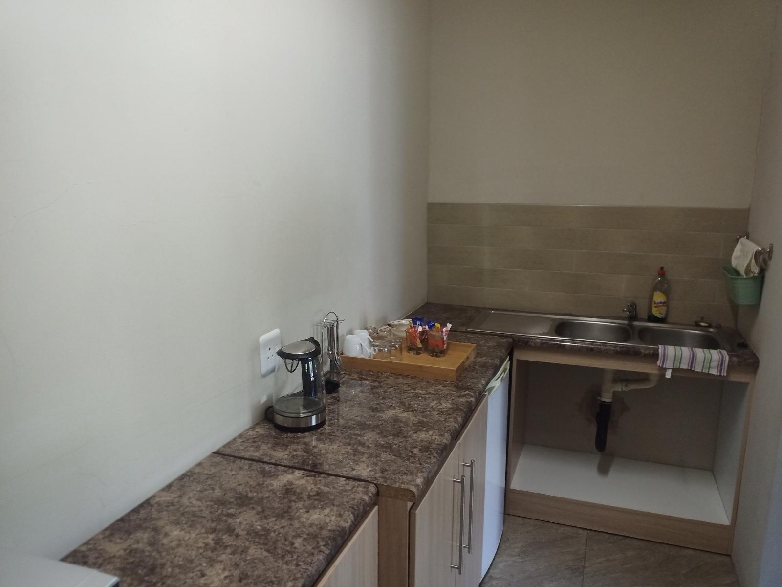 Room 1 — Kitchenette