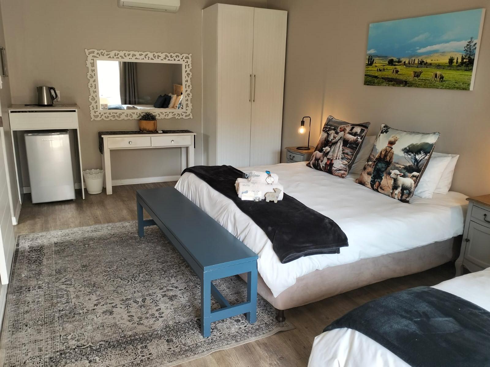 Room 1 — Photo of the whole room