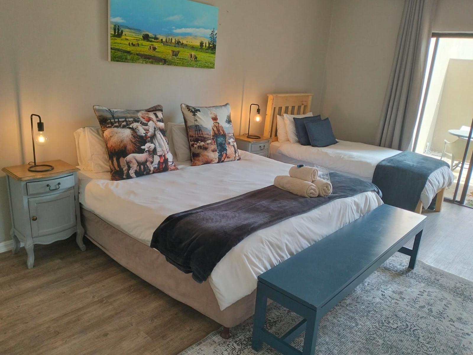 Room 1 — Photo of the whole room