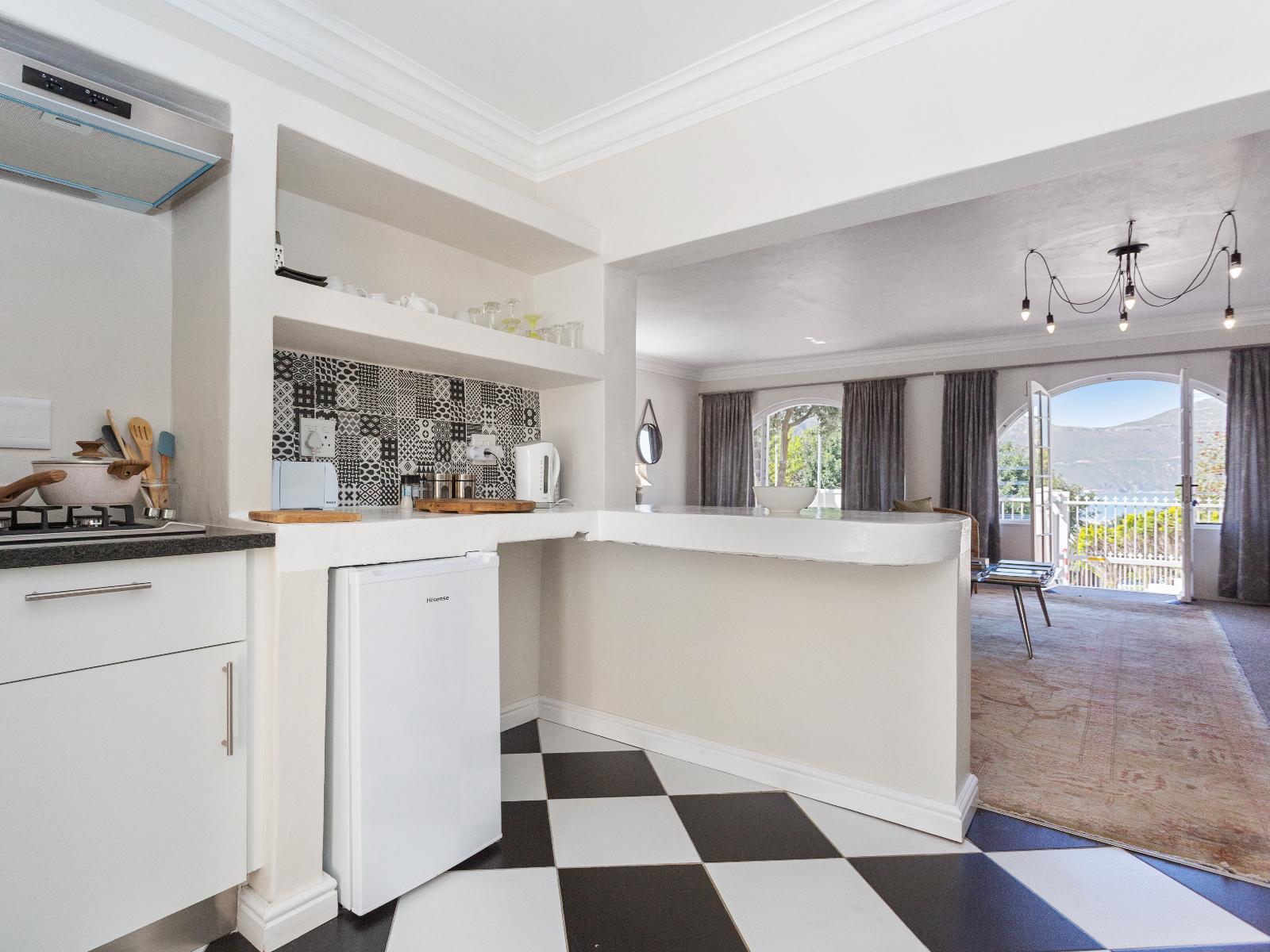 Room 1 — Kitchenette