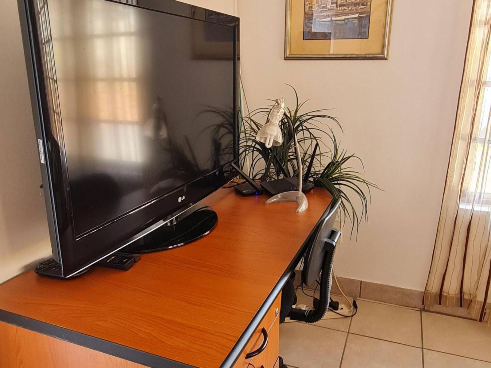 Room 2 — TV and multimedia
