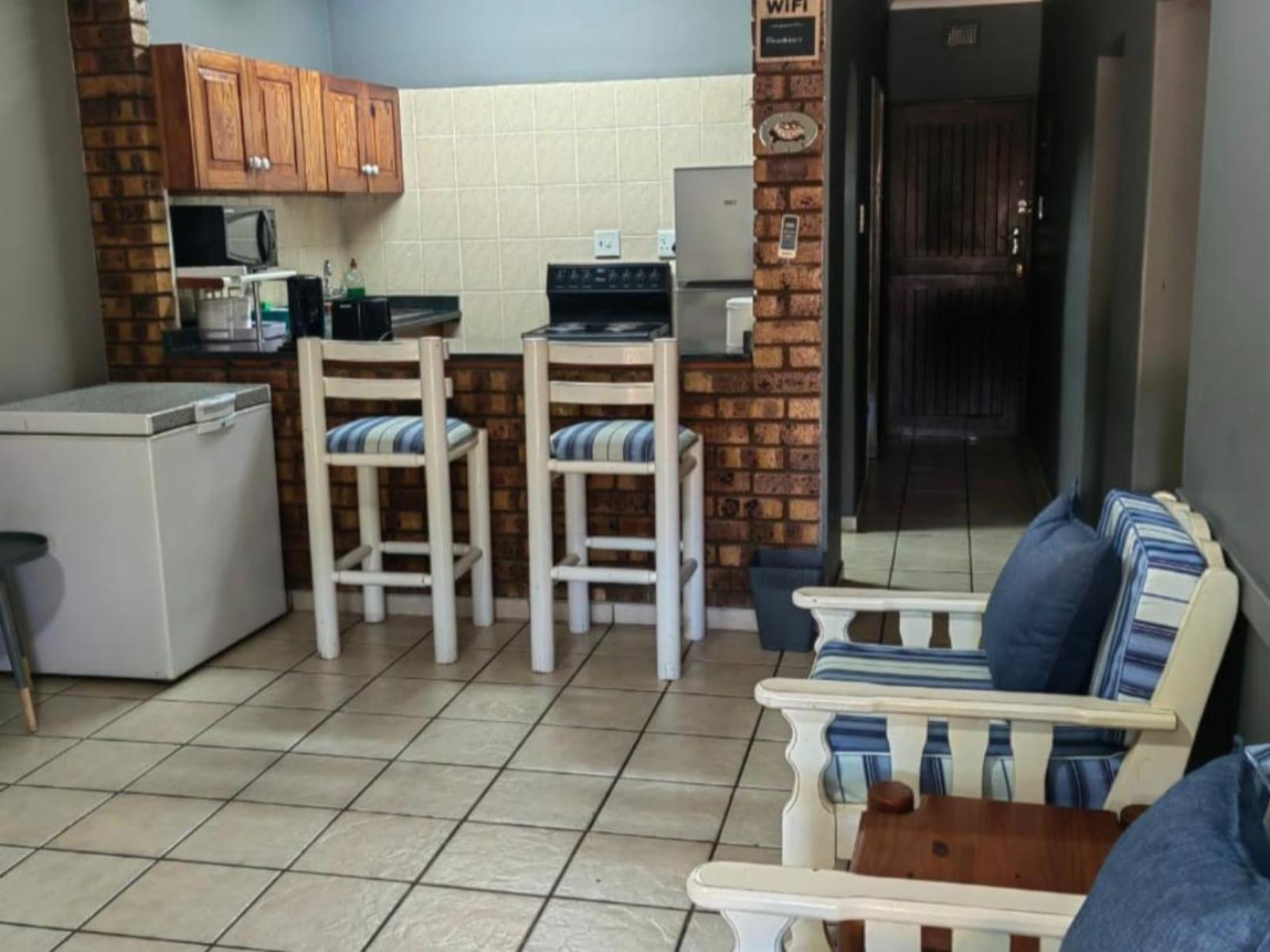 Room 3 — Breakfast area