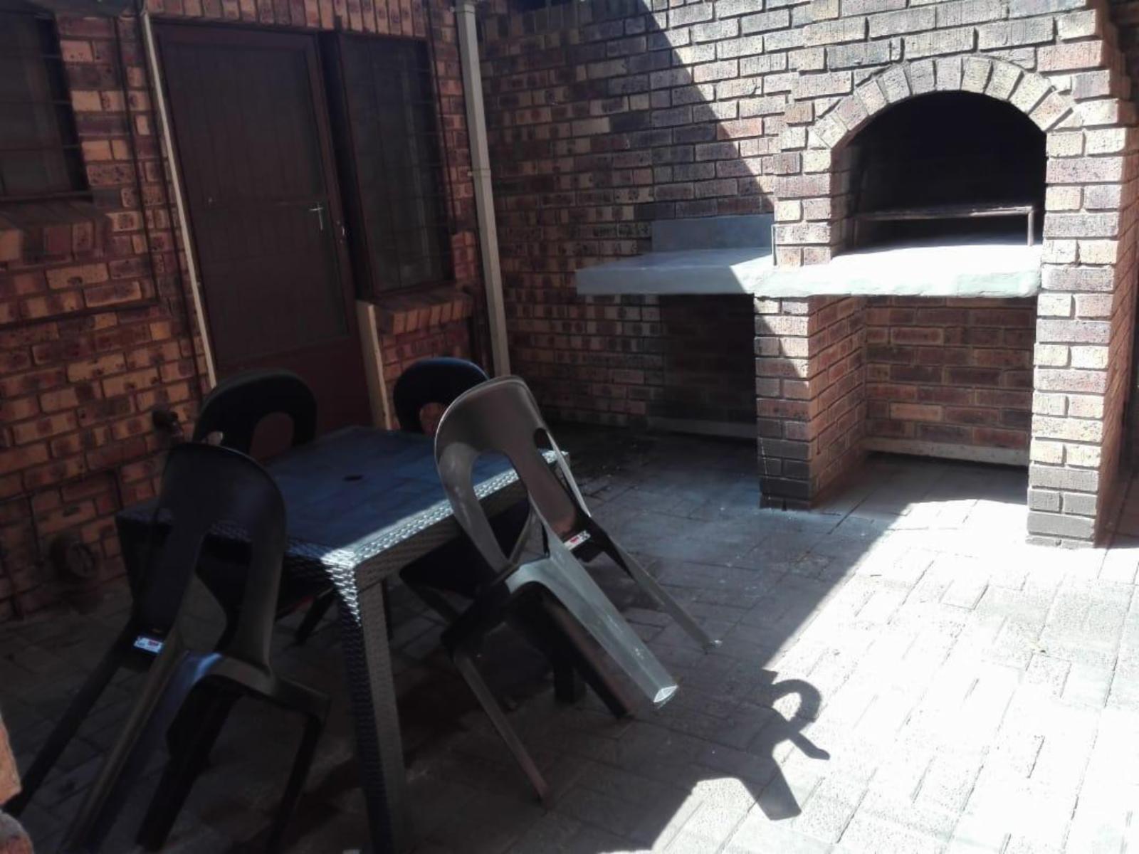 Room 1 — Braai/BBQ facilities