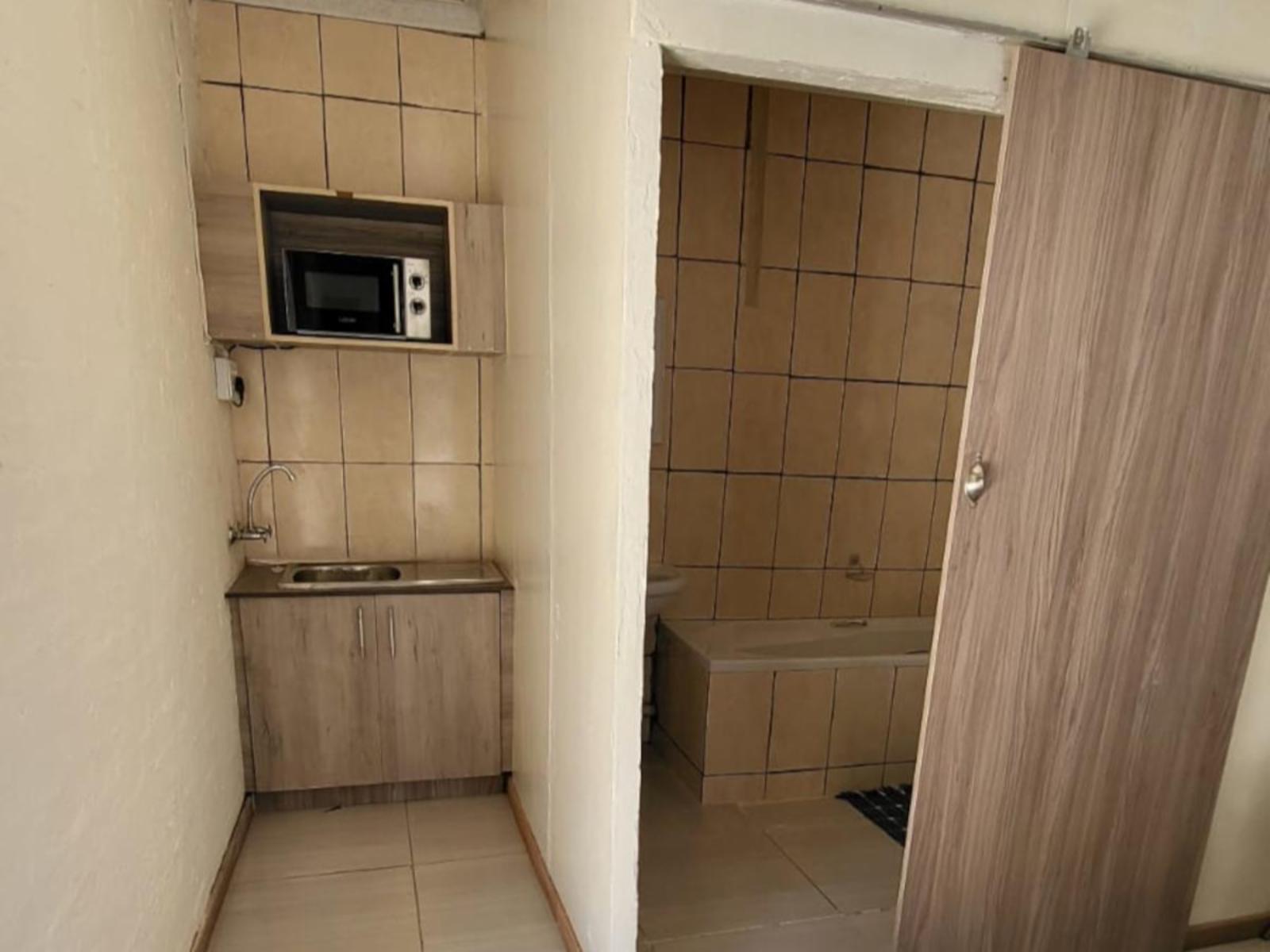 Room 1 — Kitchenette