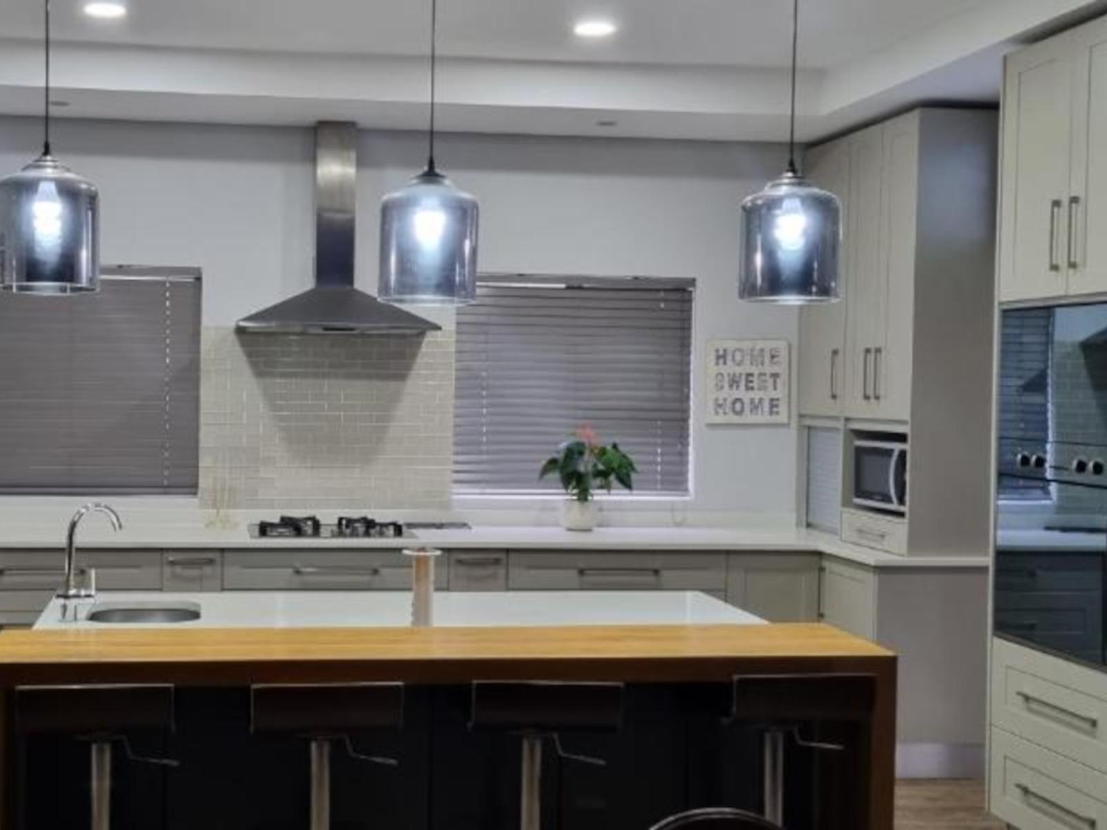 Room 1 — Kitchenette