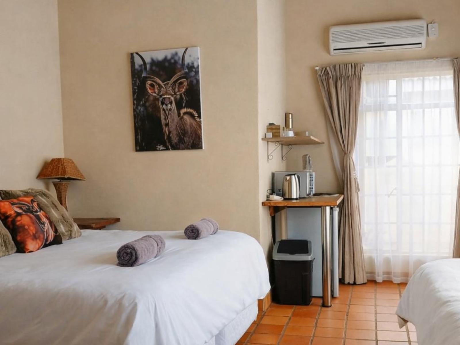 Room 1 — Photo of the whole room