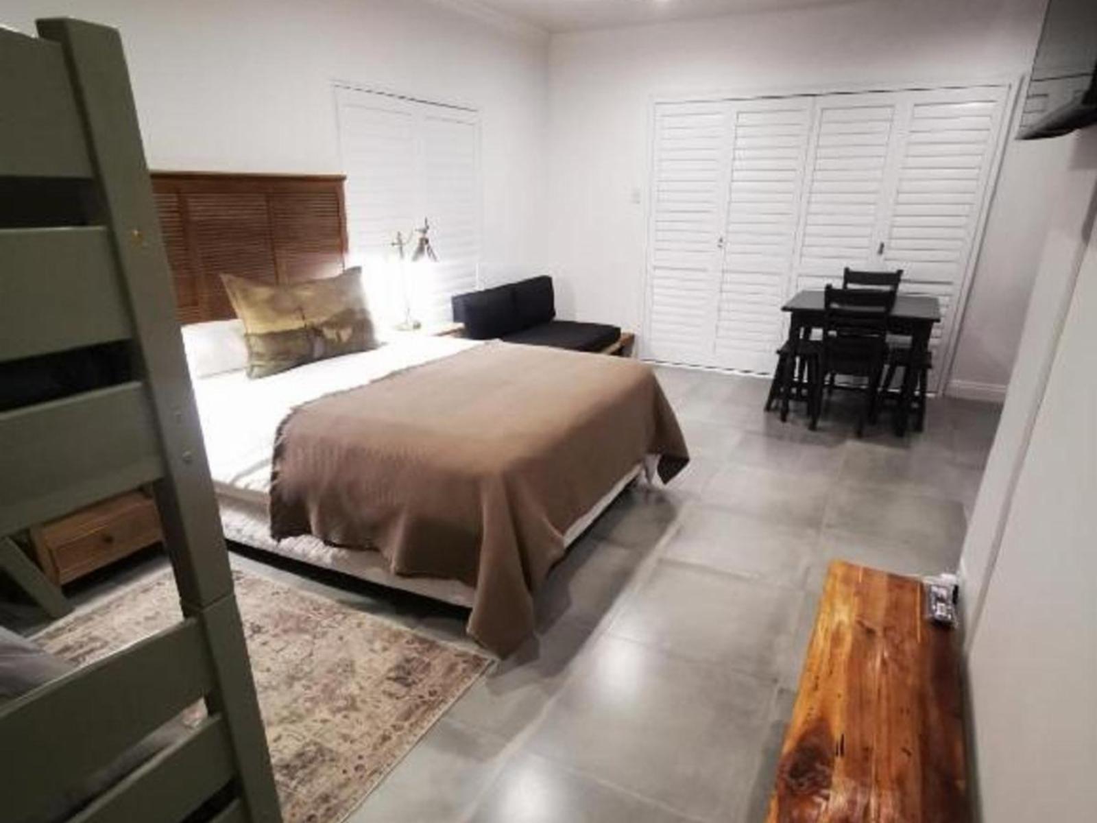 Room 3 — Photo of the whole room