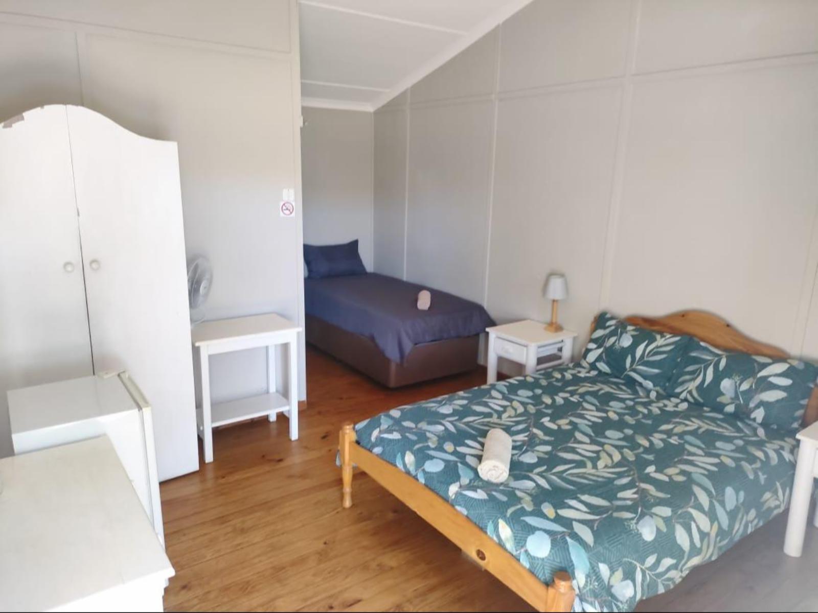 Room 1 — Photo of the whole room