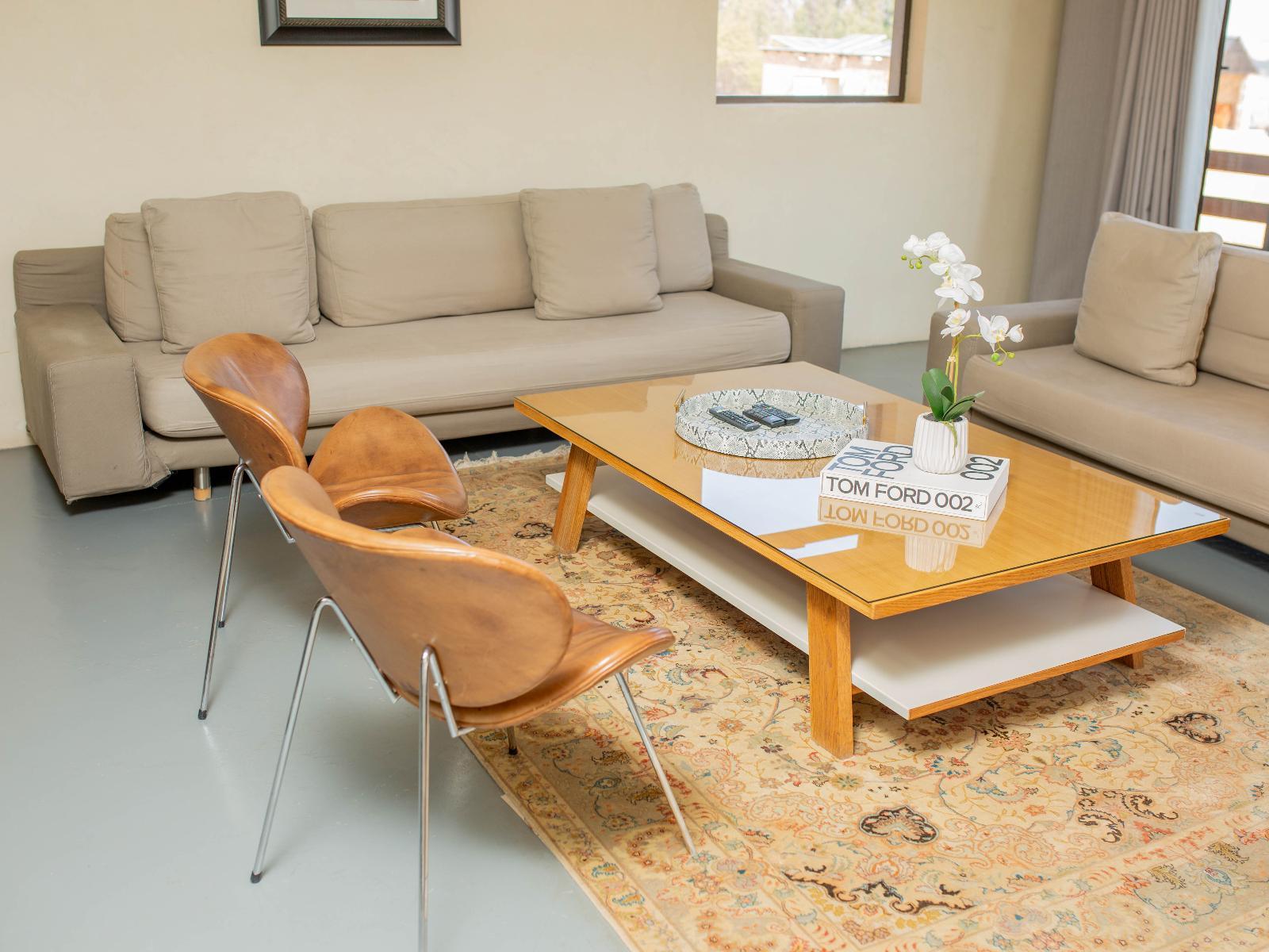 Room 1 — Communal lounge/ TV room