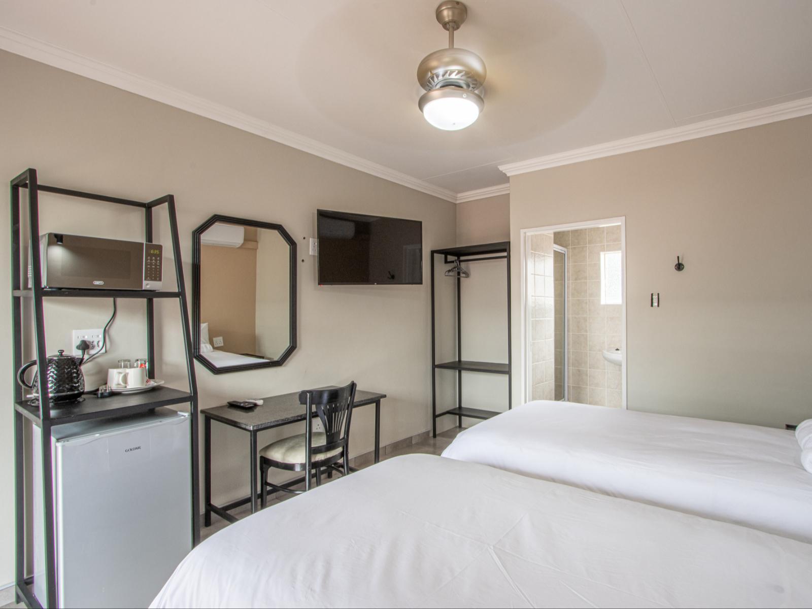 Room 4 — Kitchenette