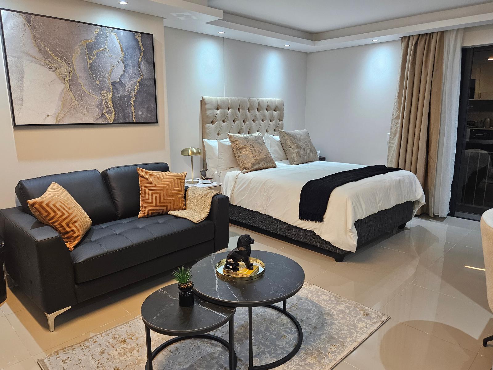 Room 1 — Photo of the whole room