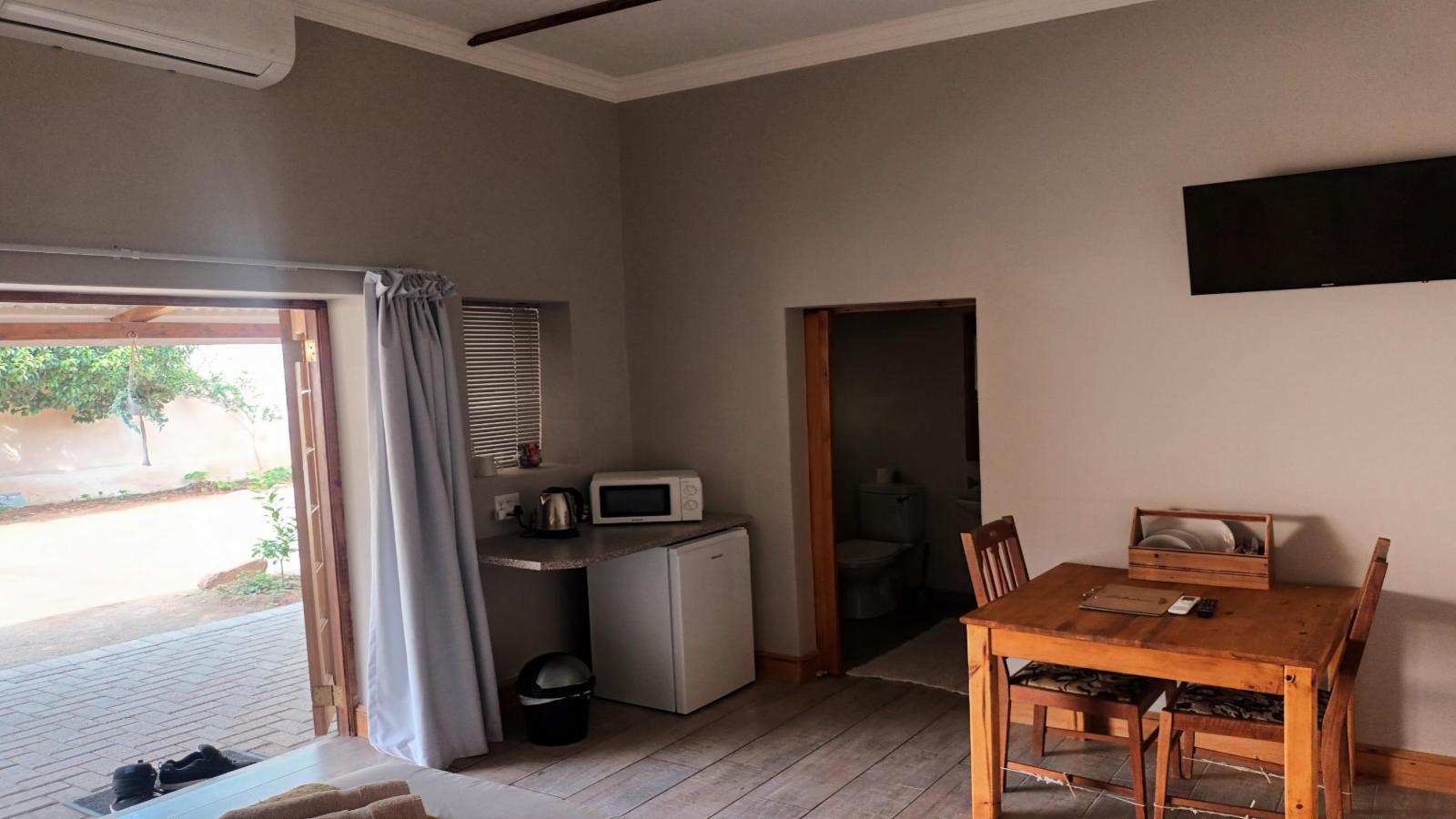 Room 1 — Photo of the whole room