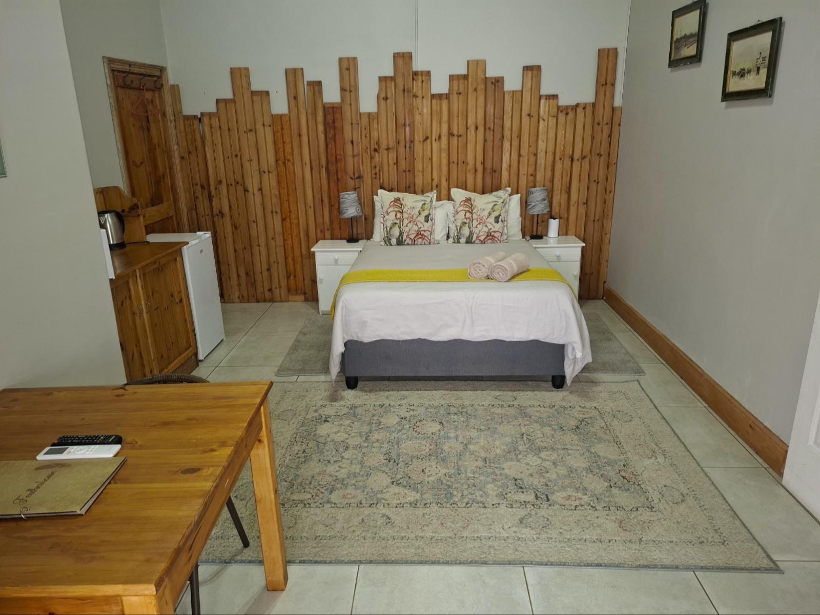 Room 1 — Photo of the whole room