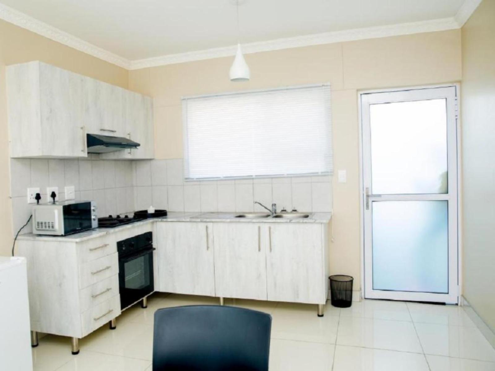 Room 1 — Kitchenette