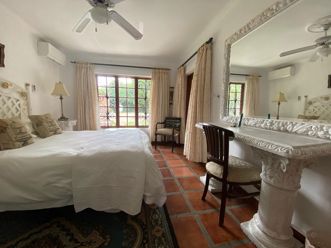 Arcadia 4-star Guesthouse