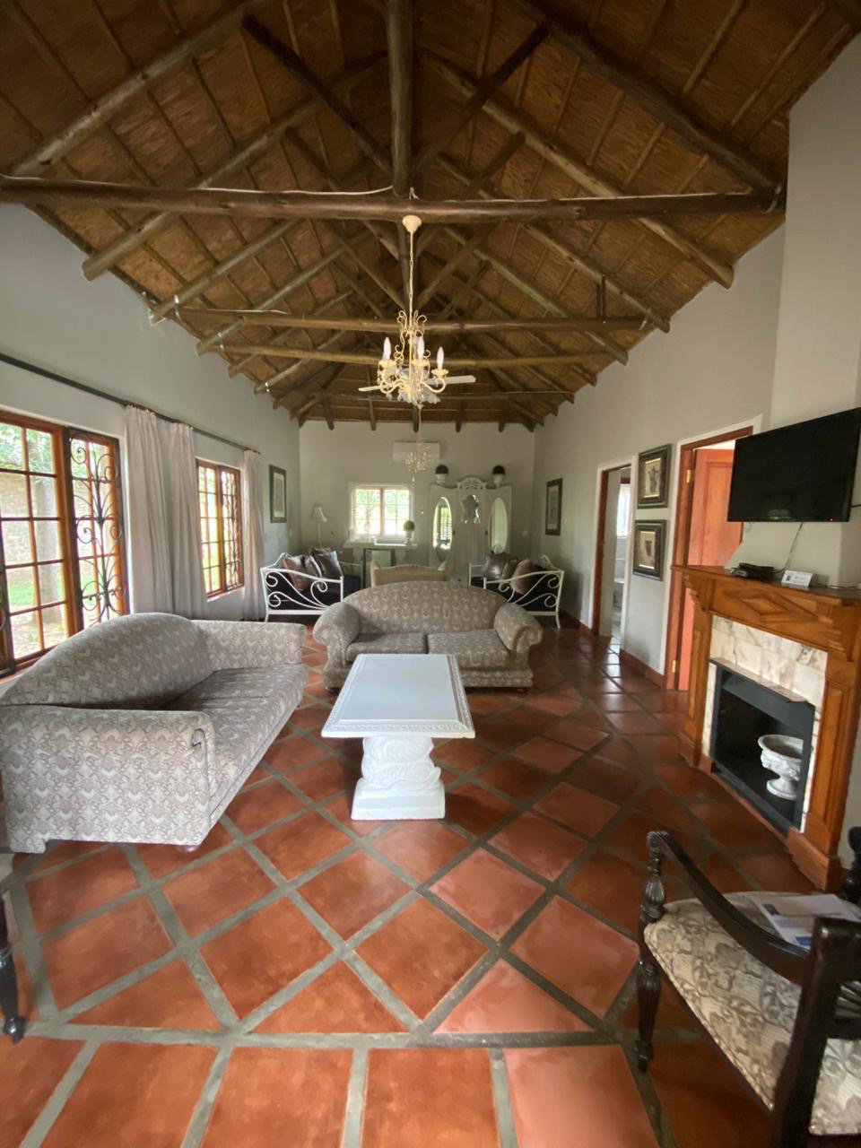Arcadia 4-star Guesthouse image 2