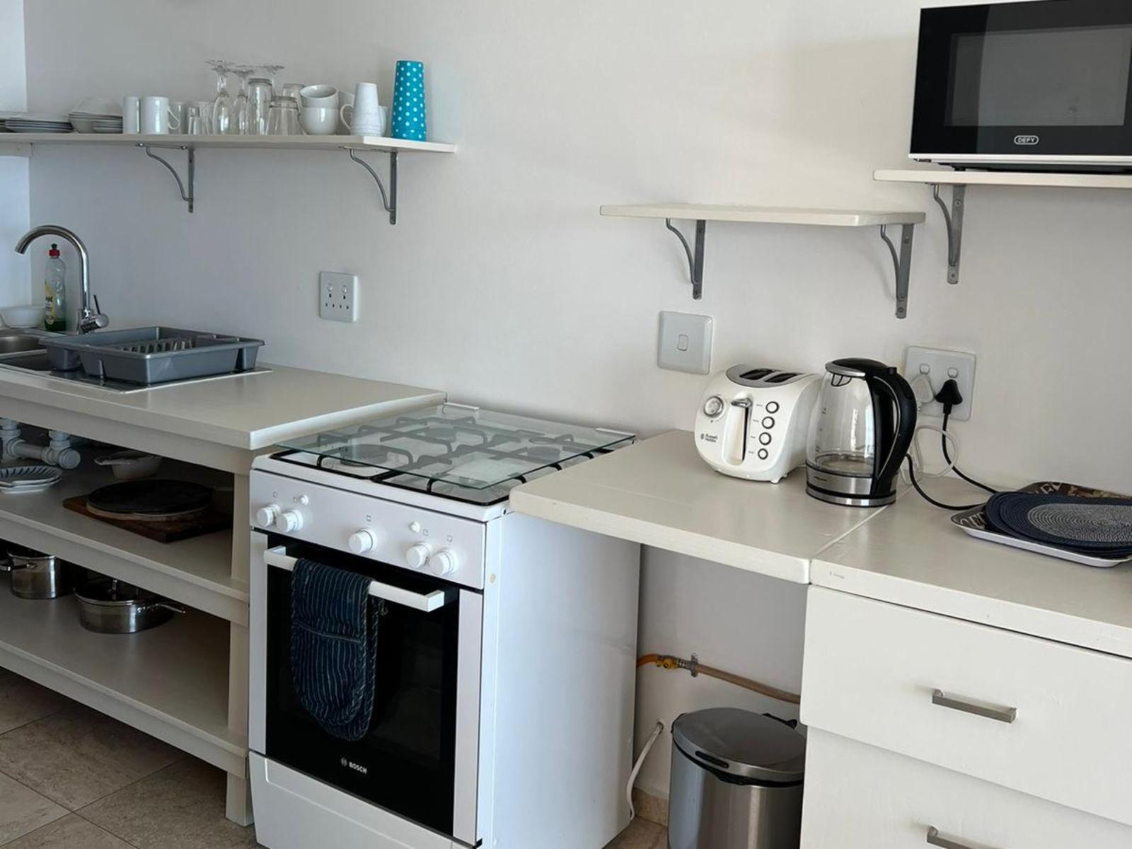 Room 1 — Kitchenette