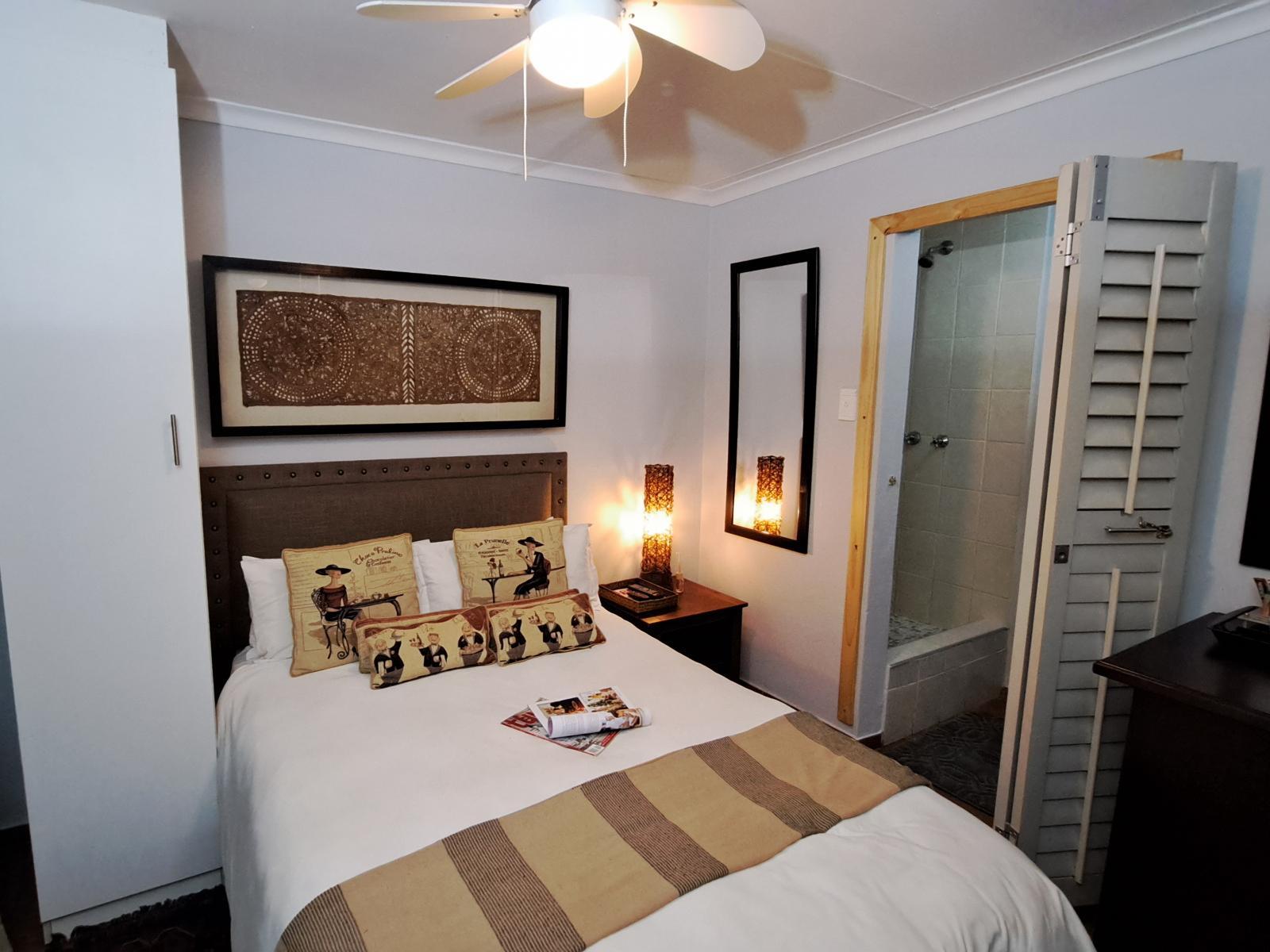 Room 1 — Photo of the whole room