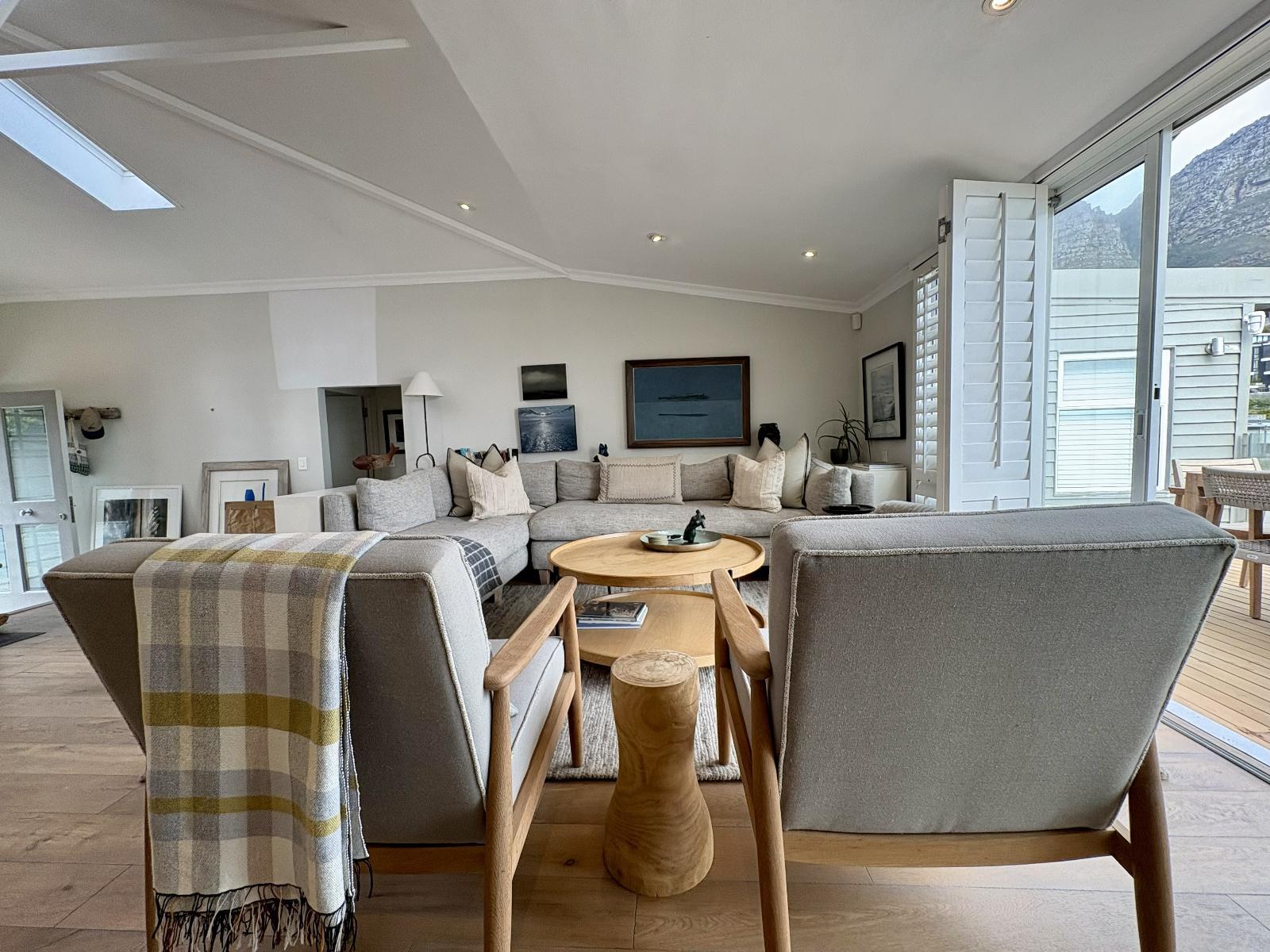 Lounge or bar