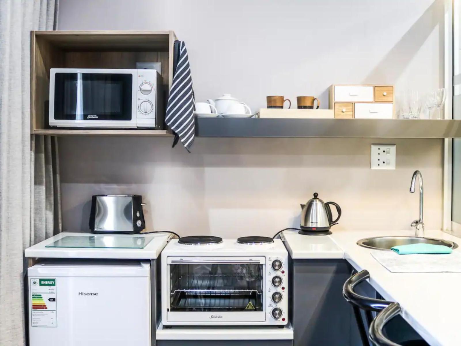 Room 1 — Kitchenette