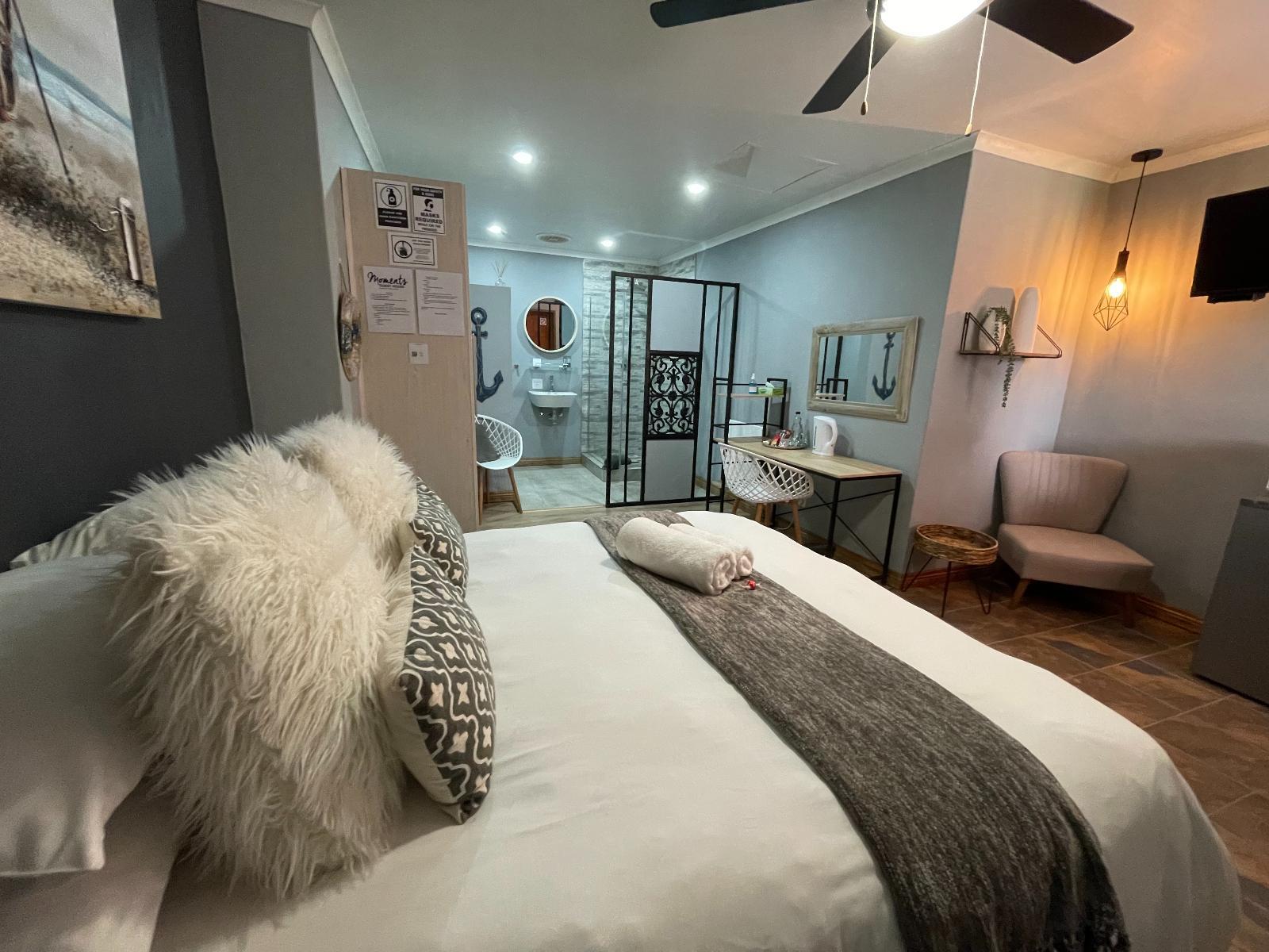Room 1 — Photo of the whole room