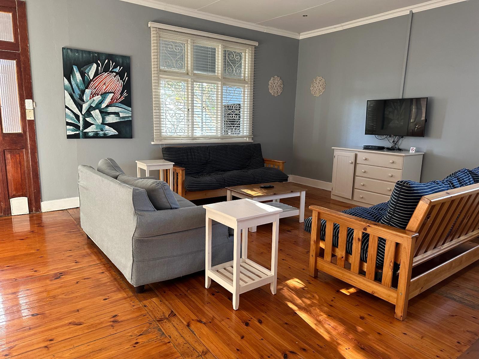Room 2 — TV and multimedia