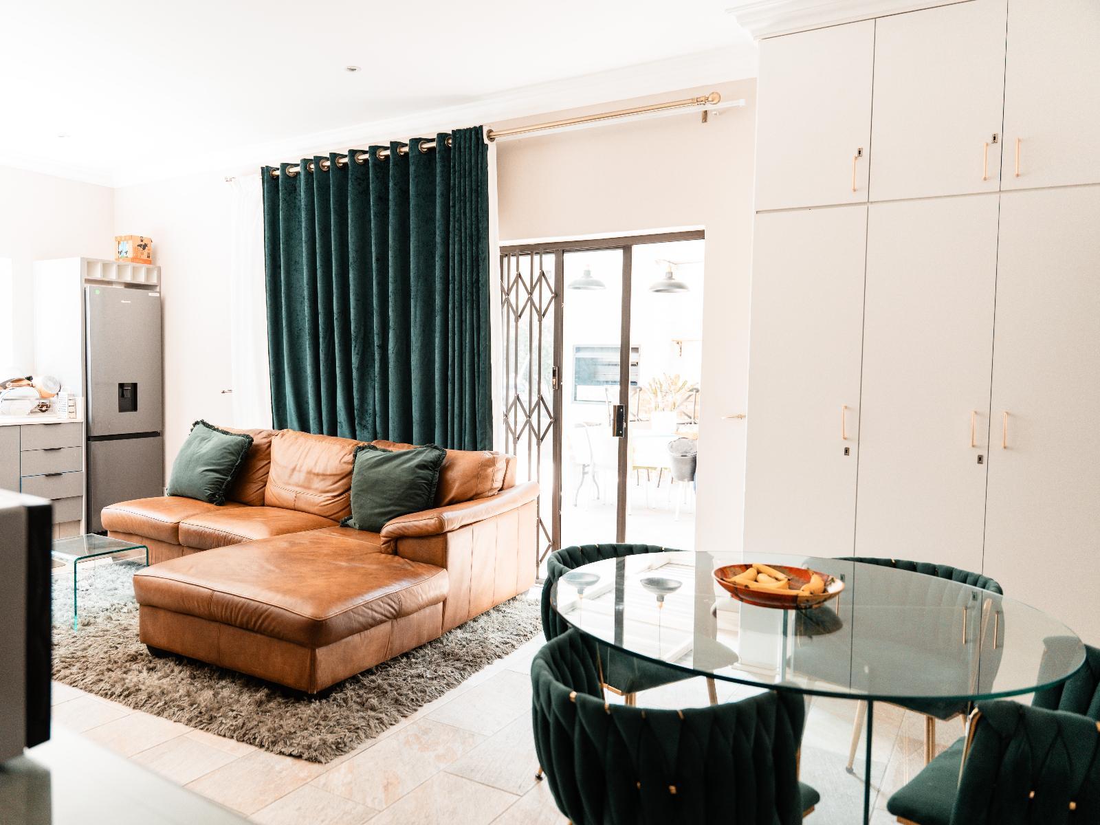 Room 1 — Living Room