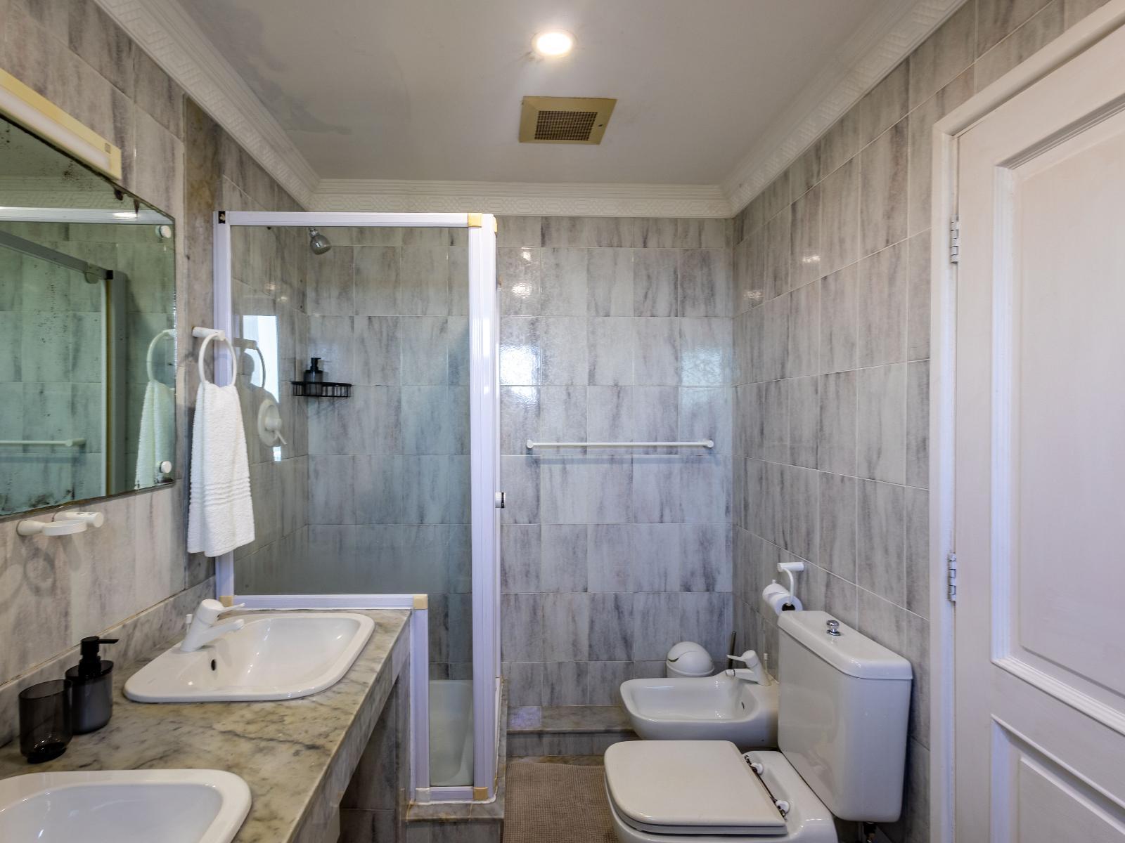 Room 5 — Bathroom