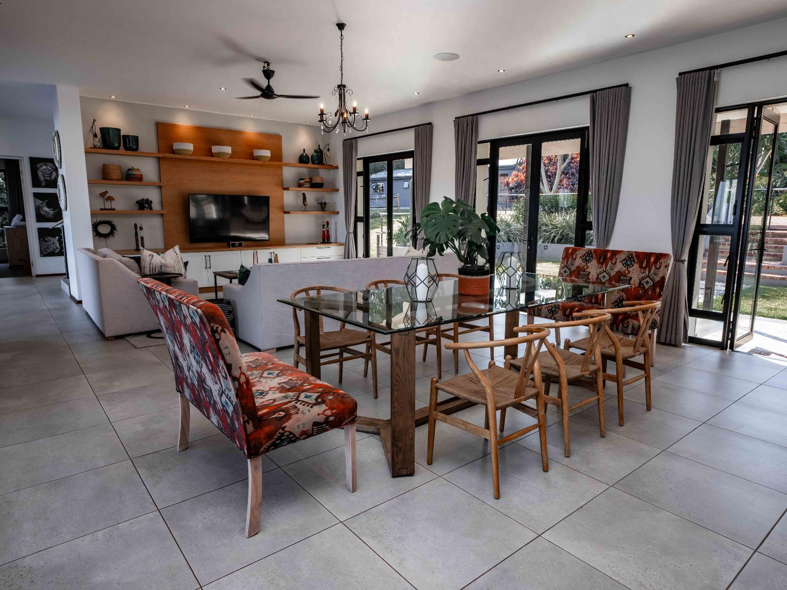 Room 4 — Dining area