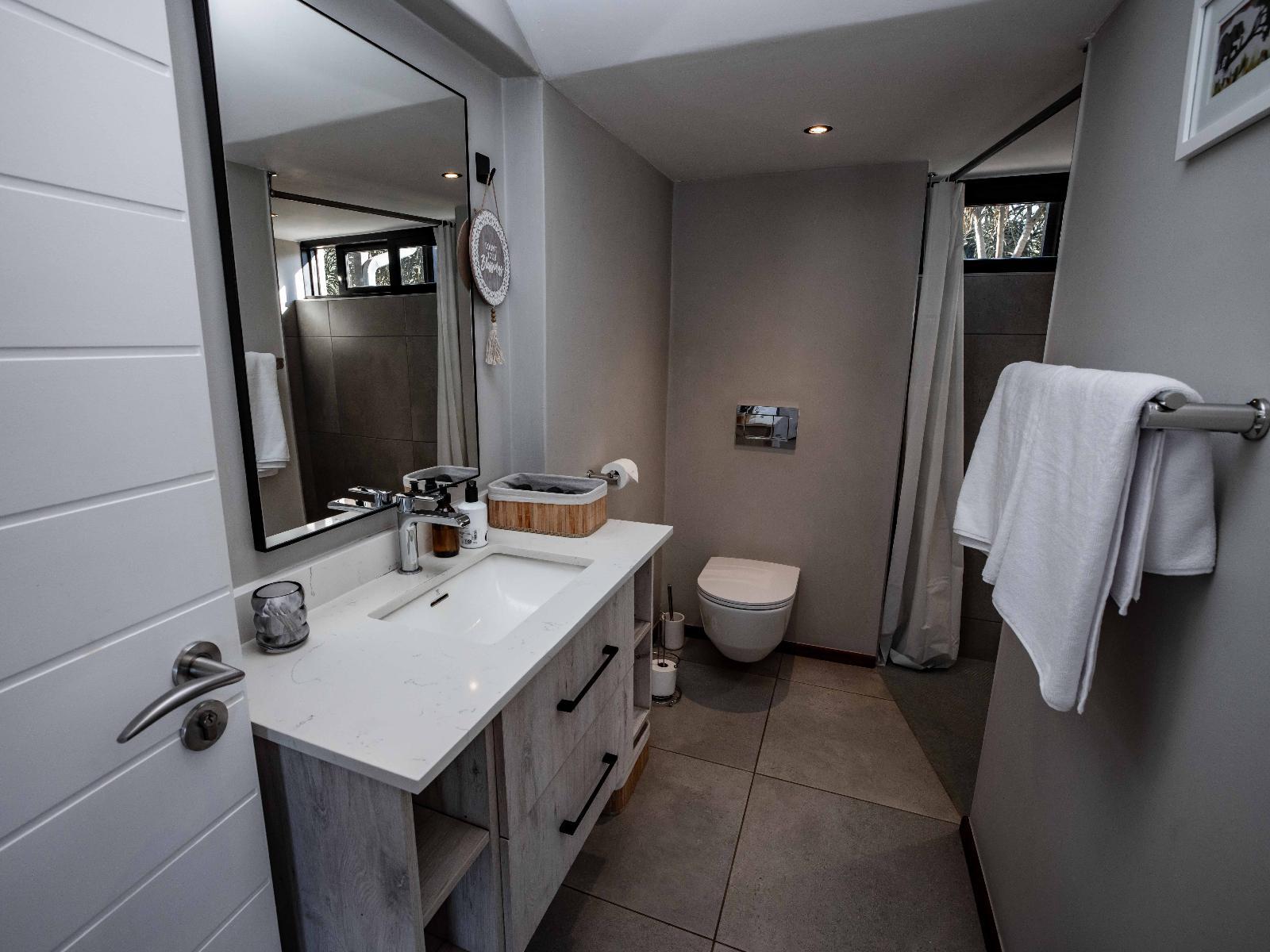 Room 4 — Bathroom
