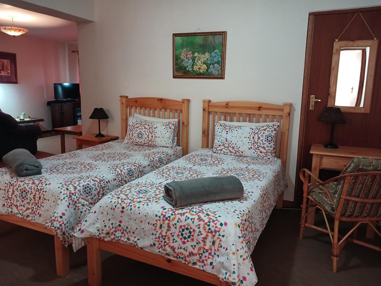Room 1 — Photo of the whole room
