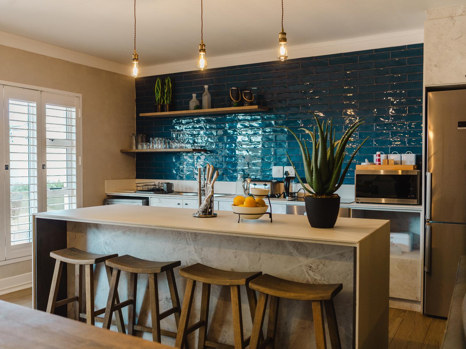 Room 2 — Breakfast area