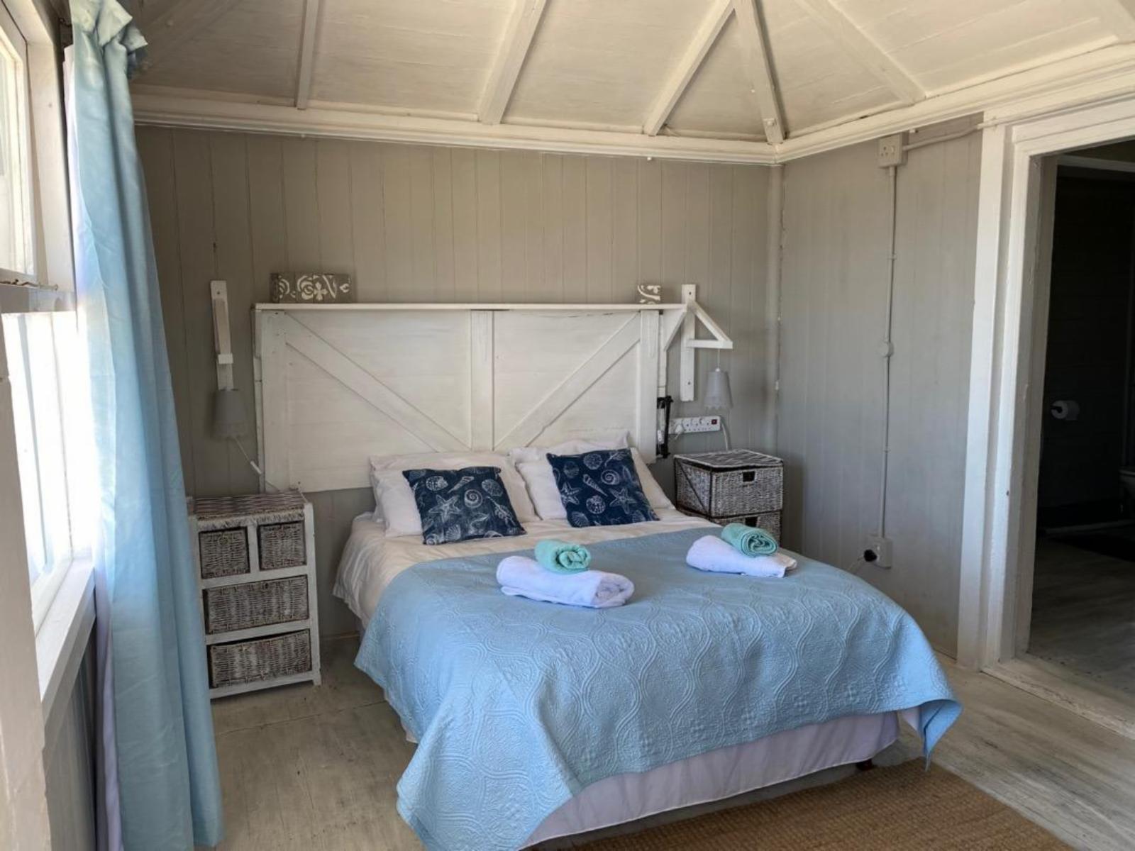 Room 1 — Photo of the whole room
