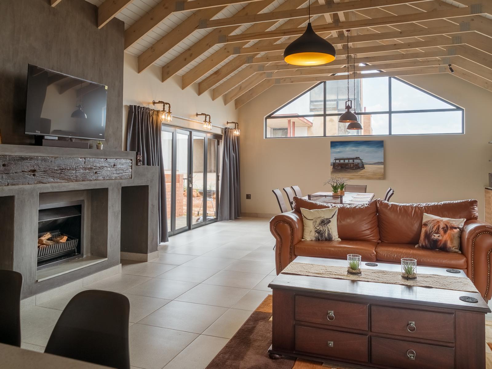 Communal lounge/ TV room