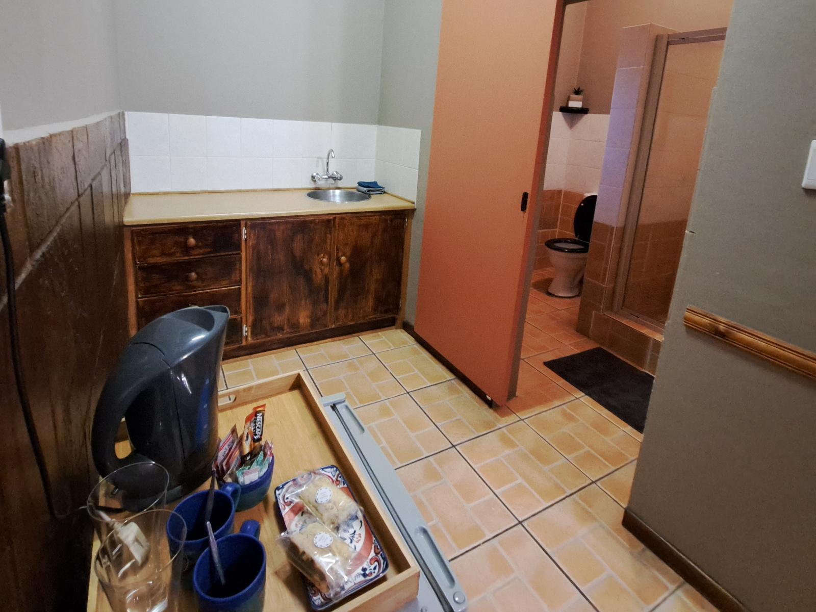 Room 1 — Coffee/tea facilities