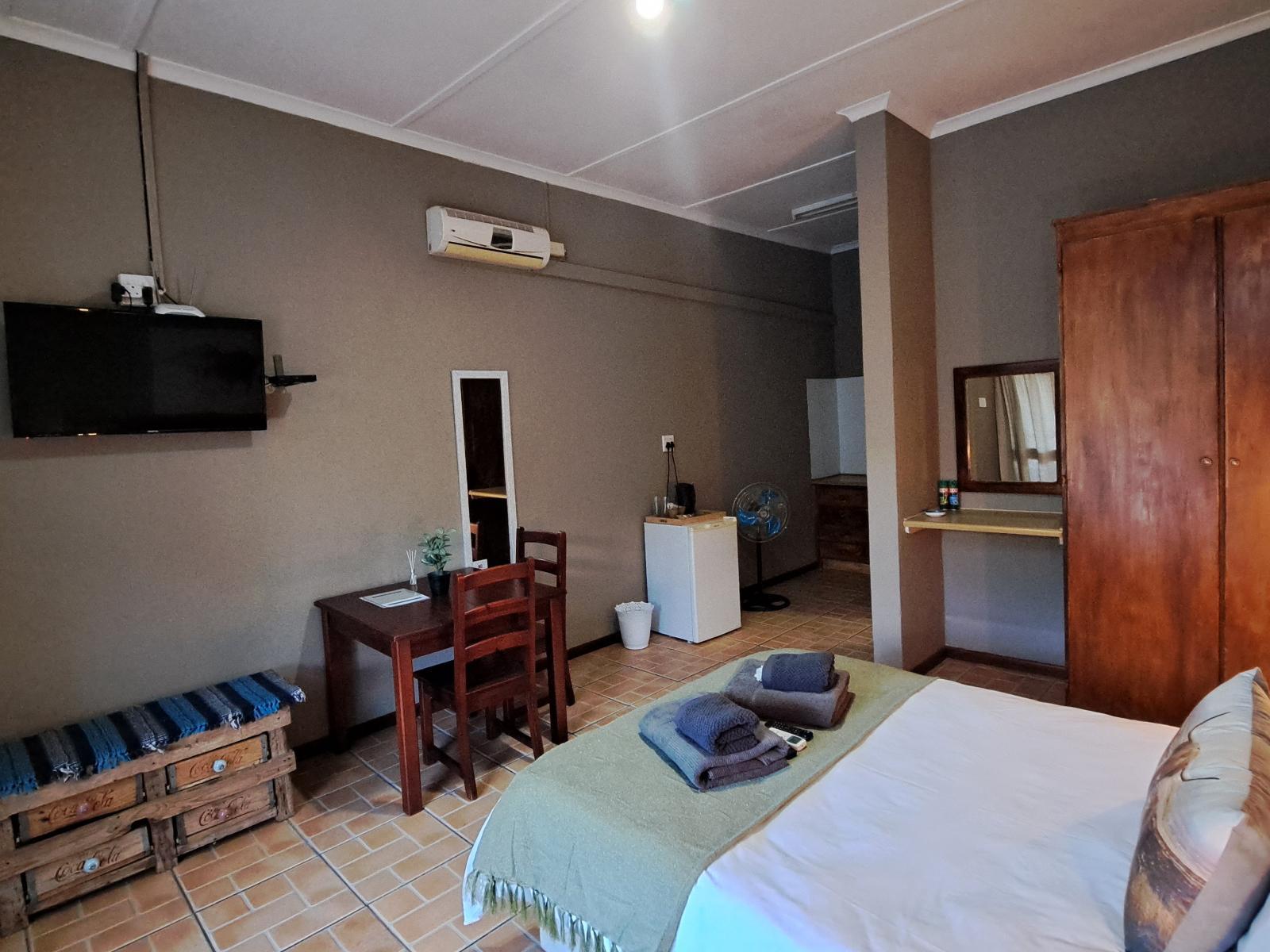 Room 1 — TV and multimedia