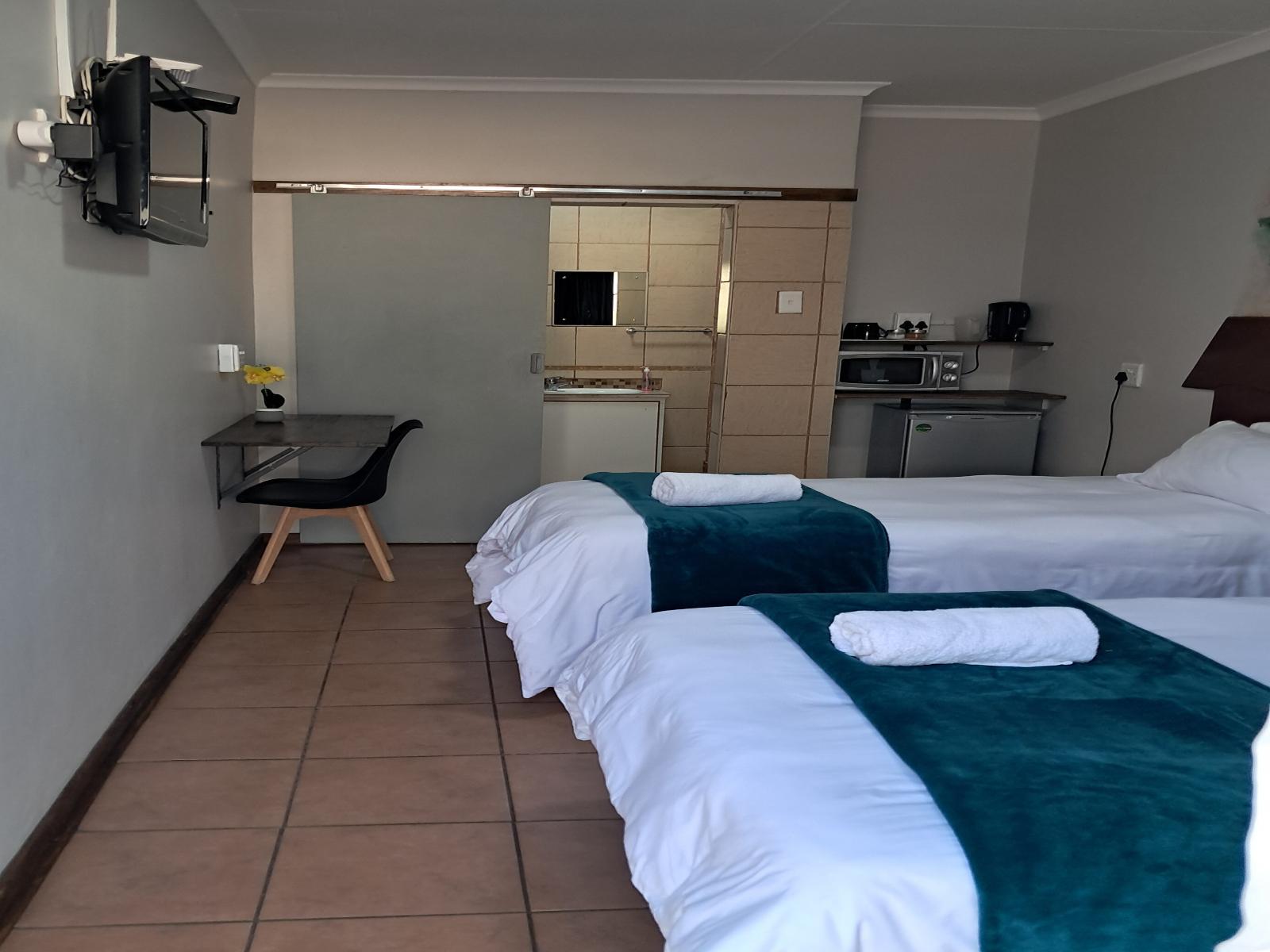 Room 2 — Photo of the whole room