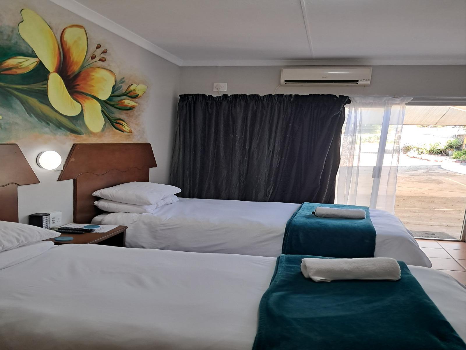 Room 2 — Photo of the whole room