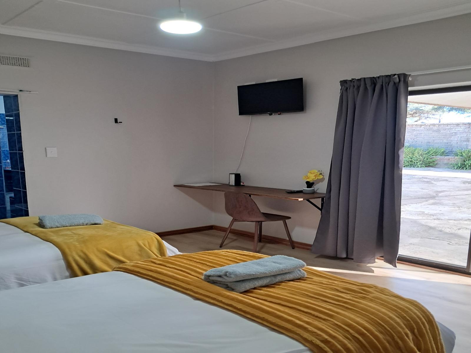 Room 2 — Photo of the whole room