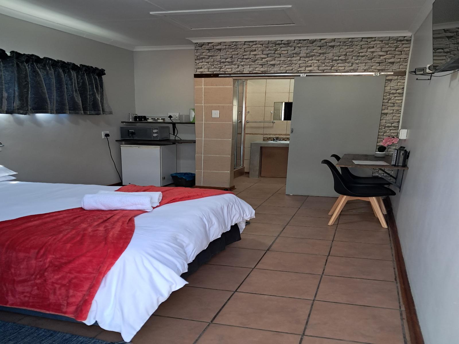 Room 1 — Photo of the whole room