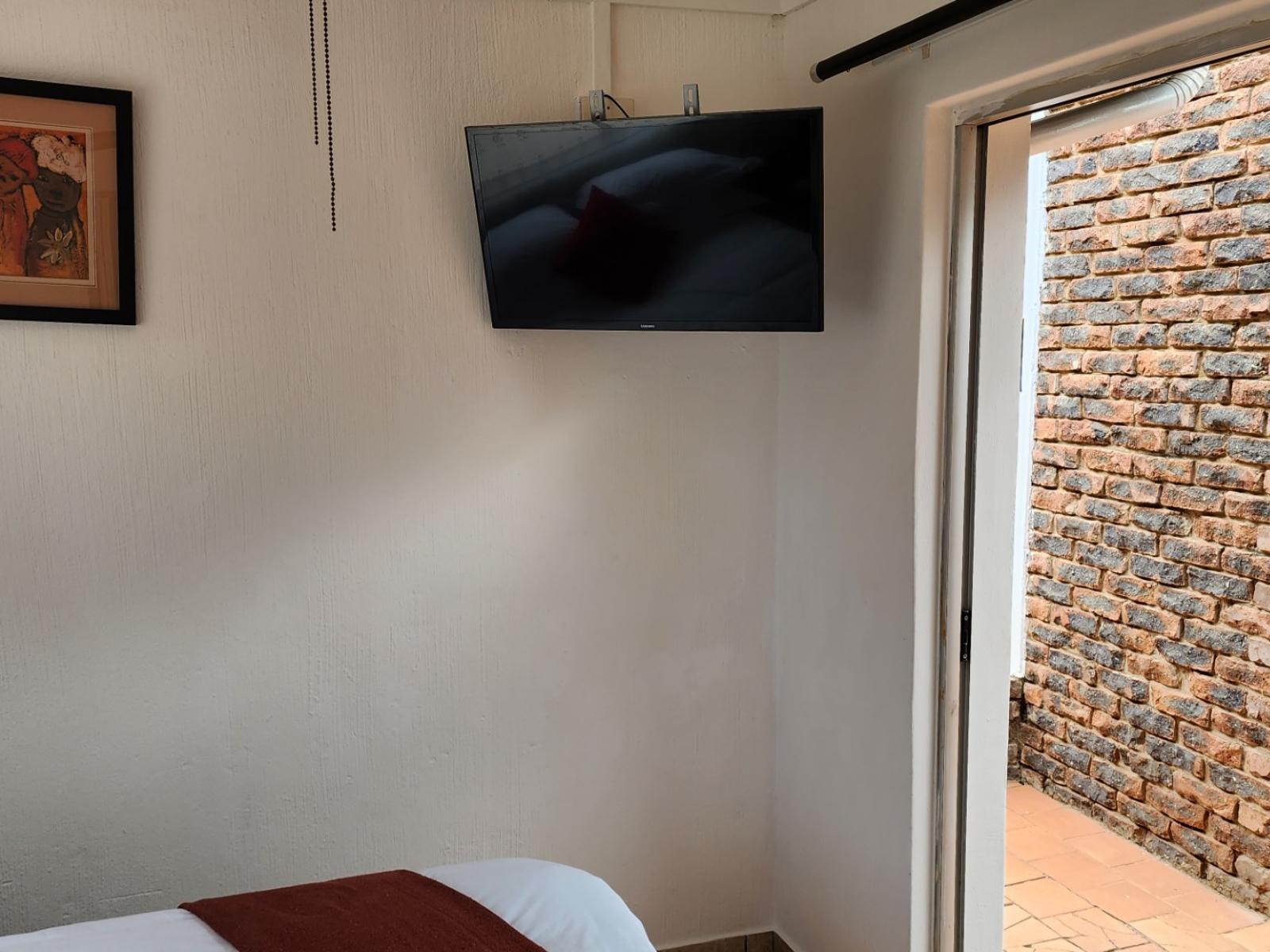 Room 2 — TV and multimedia