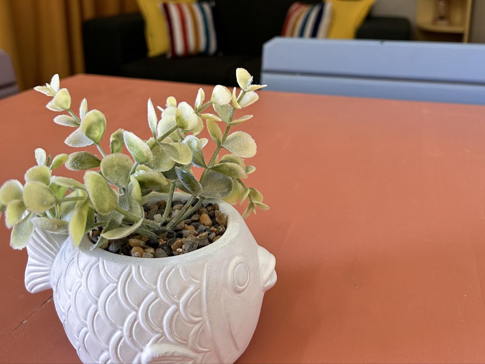 Room 1 — Decorative detail