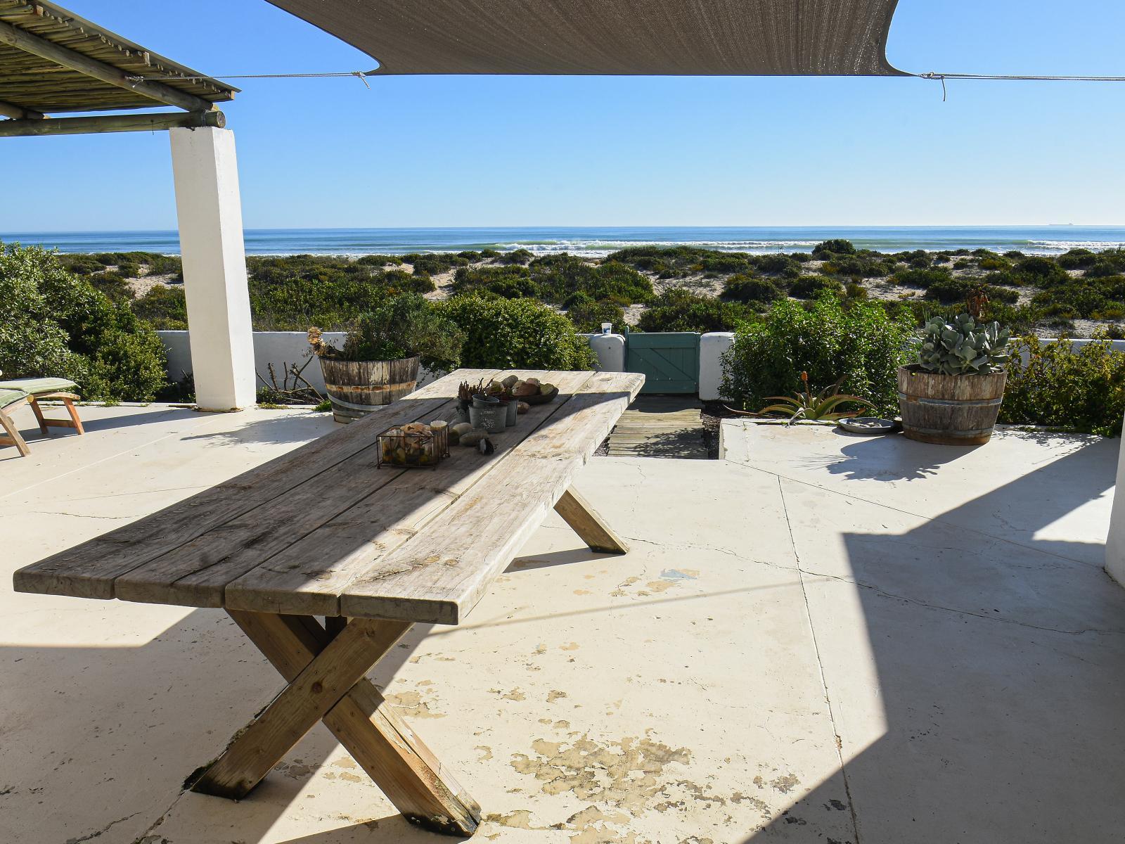 Skuurtjies  Beach Front Holiday