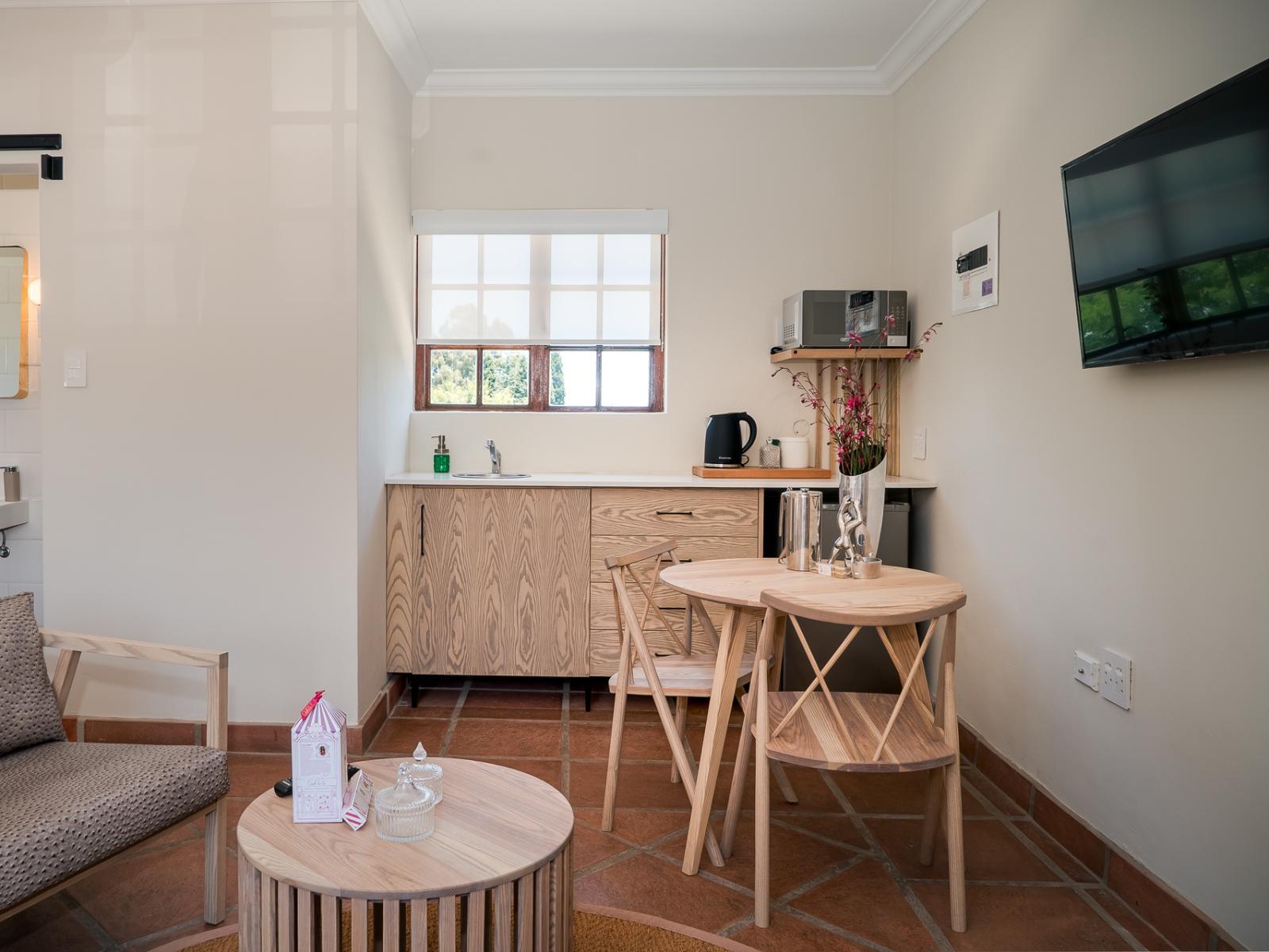 Room 2 — Kitchenette